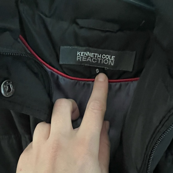 Women’s Kenneth Cole Puffer Jacket - Picture 4 of 9